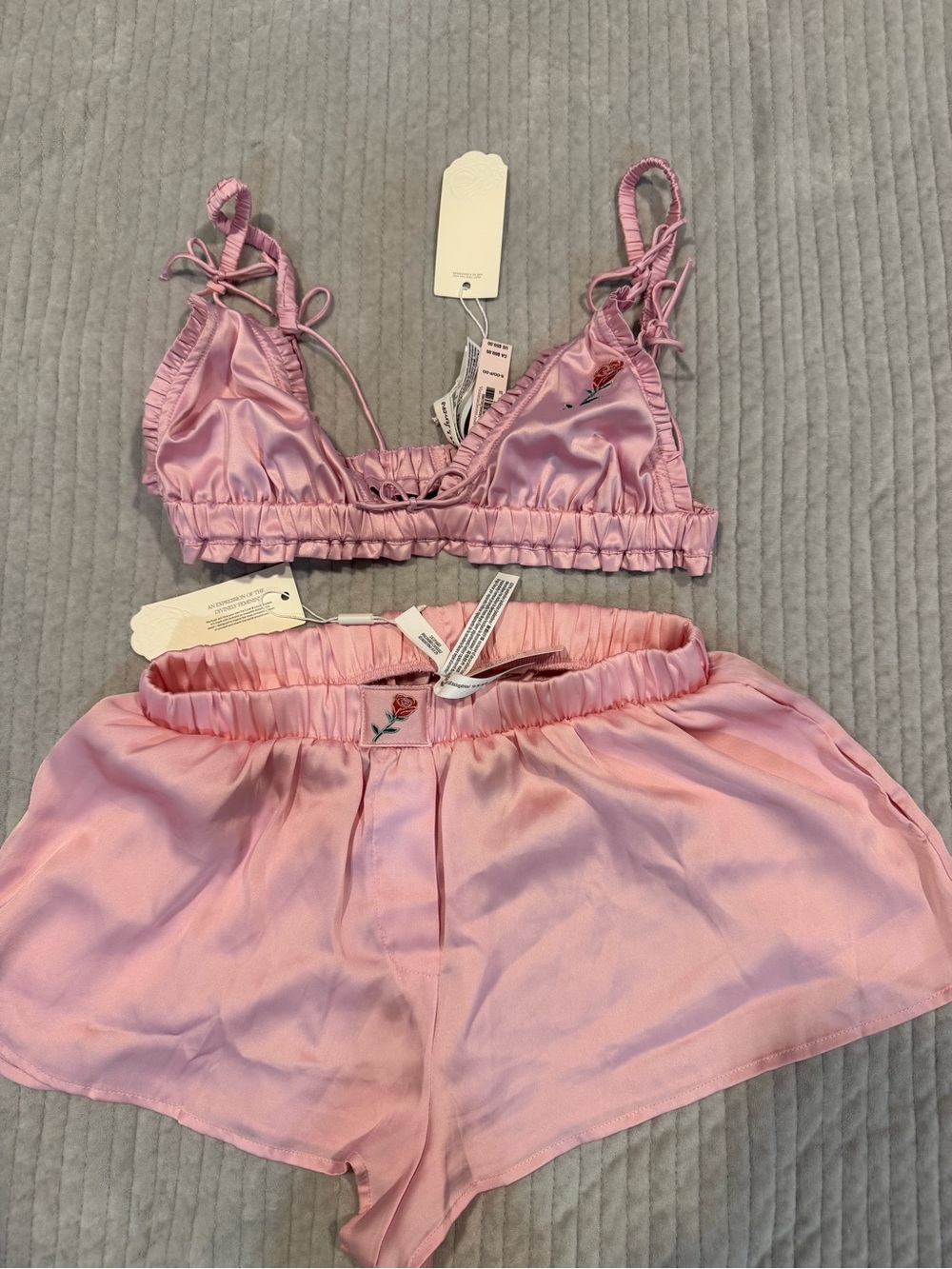 For Love And Lemons Everyday Pink Ruffle Triangle Bralette & Shorts Set - Picture 7 of 11